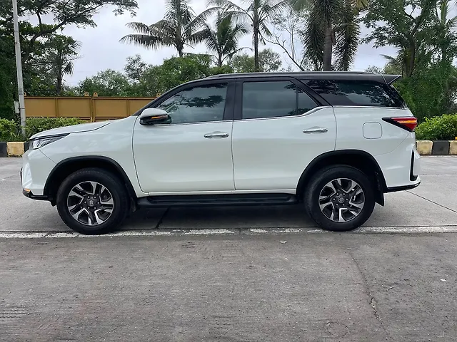 Used Toyota Fortuner Legender 2.8 4X2 AT in Mumbai