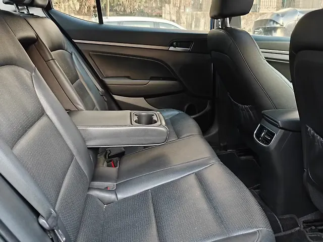 Used Hyundai Elantra SX (O) 2.0 AT in Mumbai