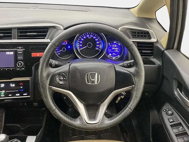 Used Honda Jazz [2015-2018] V Petrol in Pune