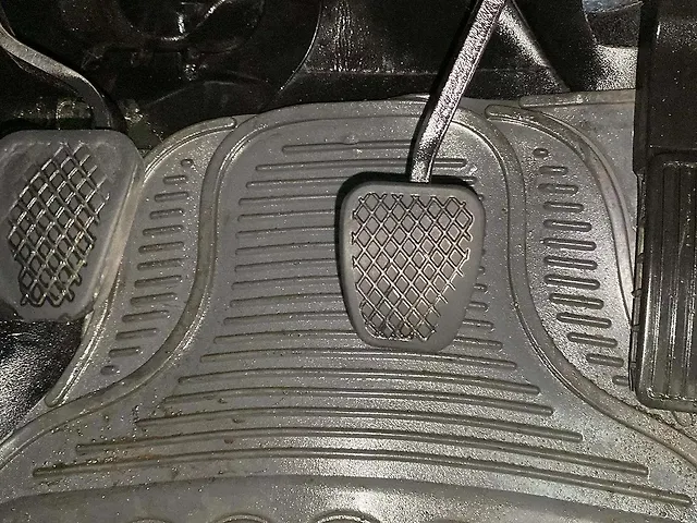Used Honda Jazz [2015-2018] V Petrol in Pune