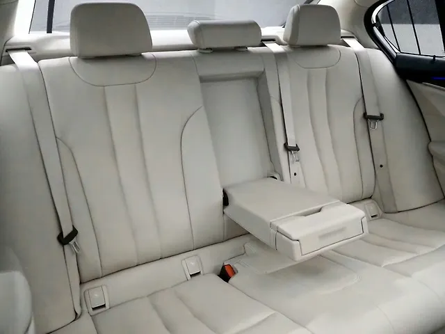 Used BMW 5 Series [2013-2017] 520d Modern Line in Delhi