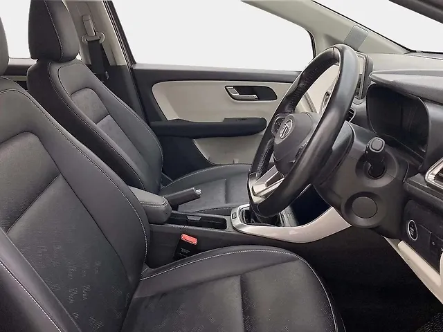 Used Tata Altroz [2020] XZ Plus i-Turbo Petrol Dark Edition [2021-2023] in Hyderabad