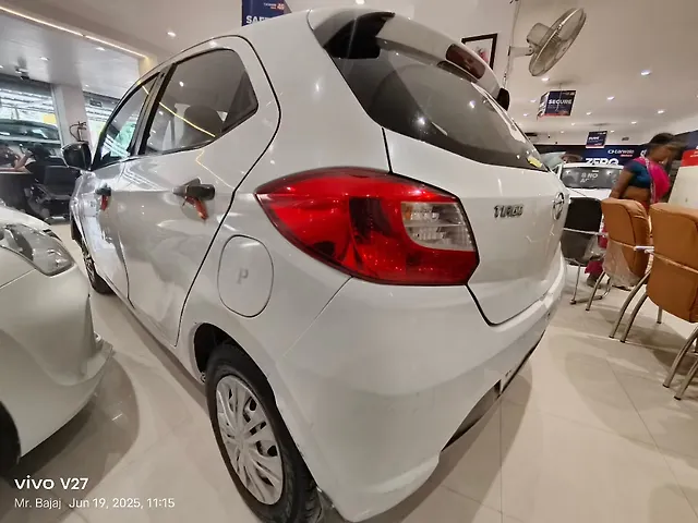Used Tata Tiago [2016-2020] Revotorq XT [2016-2019] in Kanpur