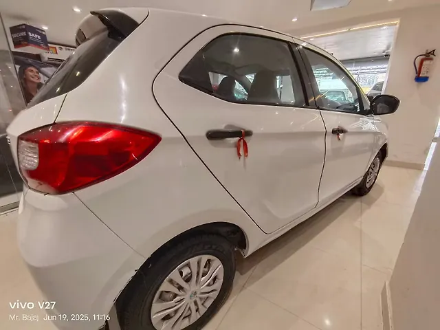 Used Tata Tiago [2016-2020] Revotorq XT [2016-2019] in Kanpur