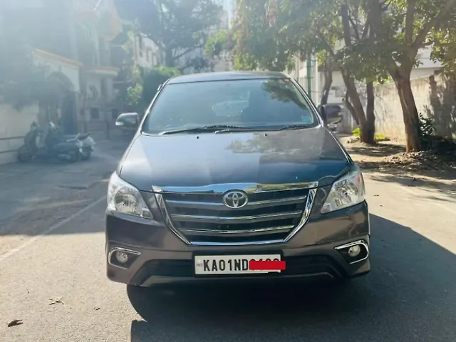 Used 2015 Toyota Innova in Bangalore