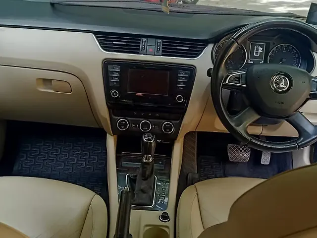 Used Skoda Octavia [2013-2015] Ambition 2.0 TDI AT in Hyderabad