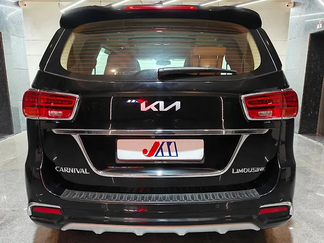 Used Kia Carnival [2020-2023] Limousine 7 STR in Ahmedabad