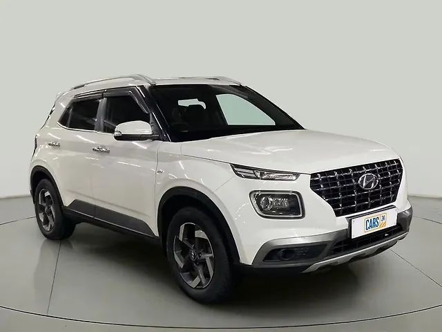 Used 2020 Hyundai Venue in Mumbai