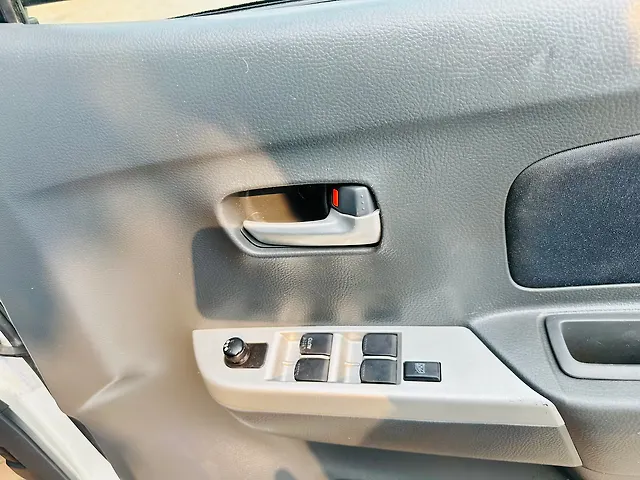 Used Maruti Suzuki Wagon R 1.0 [2010-2013] VXi in Kanpur