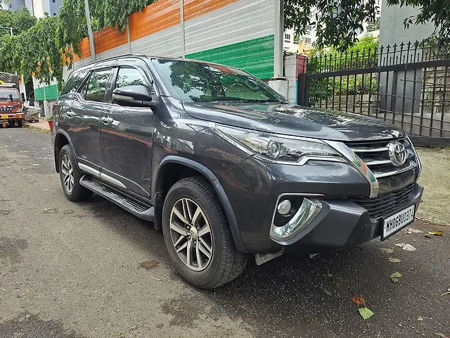 Used Toyota Fortuner [2016-2021] 2.8 4x4 AT [2016-2020] in Mumbai