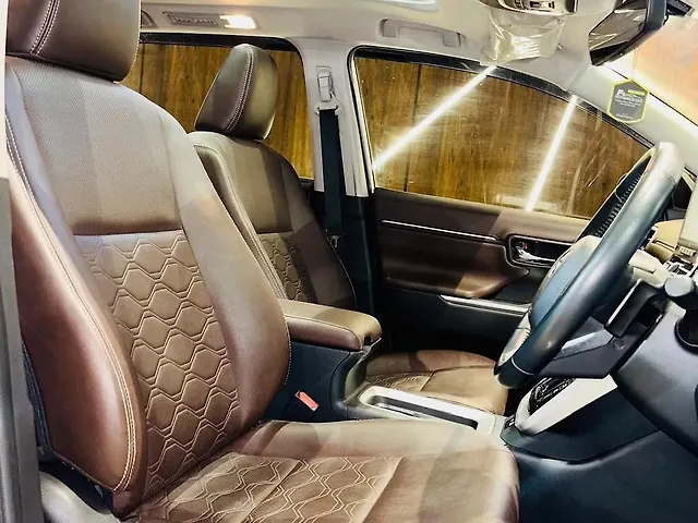 Used Toyota Innova Hycross ZX (O) Hybrid 7 STR in Madurai