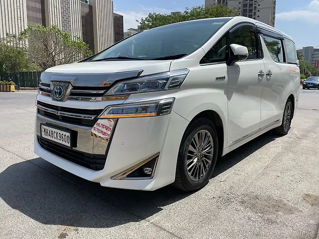 Used Toyota Vellfire VIP – Executive Lounge in Mumbai