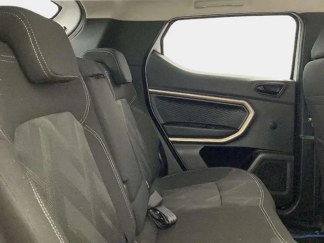 Used Renault Kiger [2022-2023] RXT (O) MT in Delhi