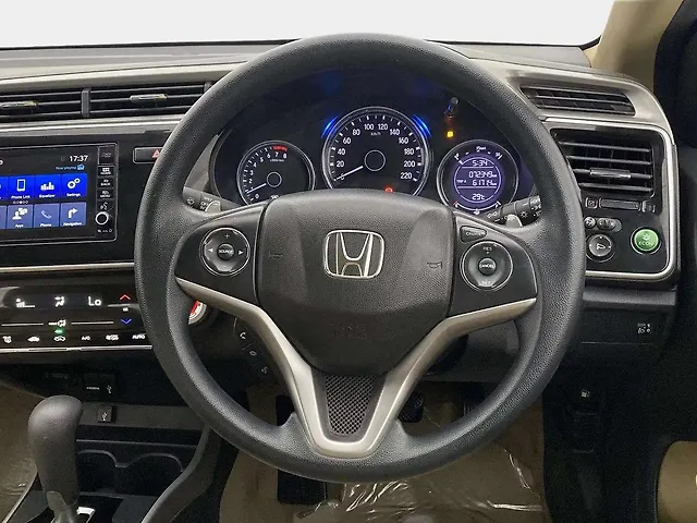 Used Honda City 4th Generation V CVT Petrol [2017-2019] in Ahmedabad