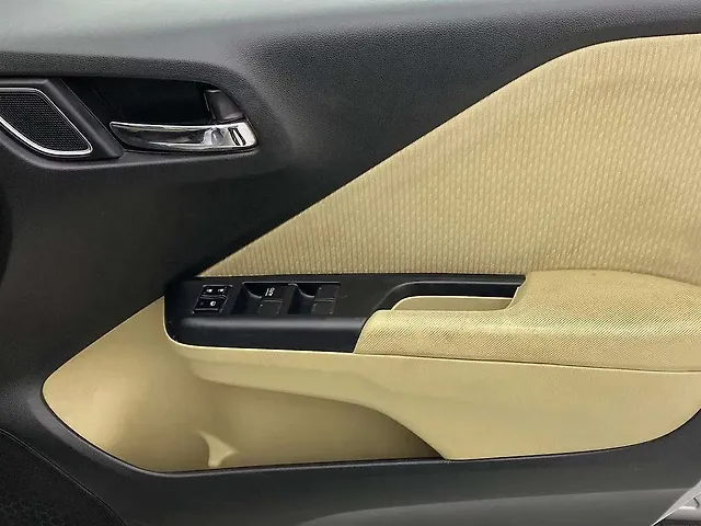 Used Honda City 4th Generation V CVT Petrol [2017-2019] in Ahmedabad