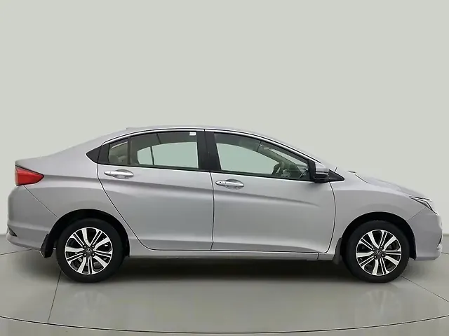 Used Honda City 4th Generation V CVT Petrol [2017-2019] in Ahmedabad