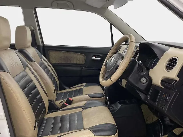 Used Maruti Suzuki Wagon R 1.0 [2014-2019] VXI AMT in Ahmedabad