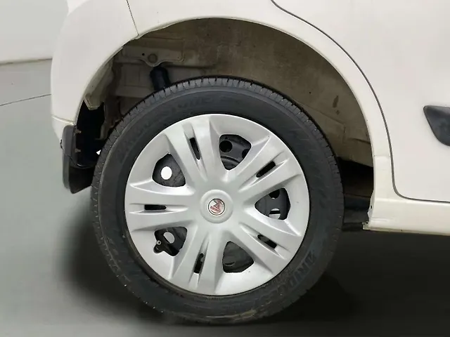 Used Maruti Suzuki Wagon R 1.0 [2014-2019] VXI AMT in Ahmedabad
