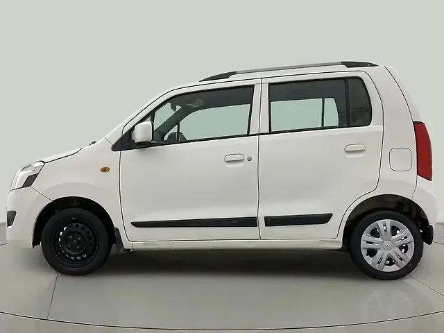 Used Maruti Suzuki Wagon R 1.0 [2014-2019] VXI AMT in Ahmedabad