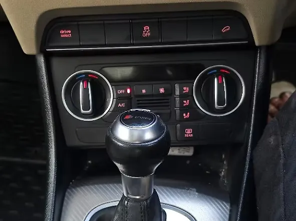 Used Audi Q3 [2015-2017] 35 TDI Premium Plus + Sunroof in Mumbai