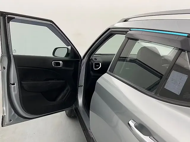 Used Hyundai Venue SX 1.5 Diesel in Lucknow