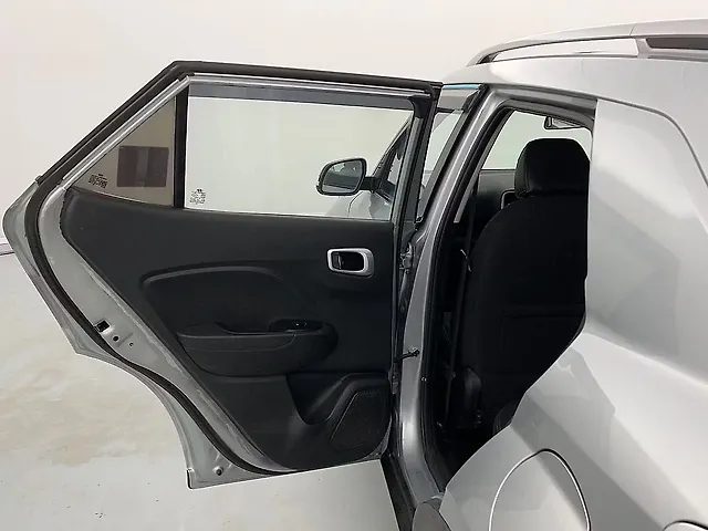 Used Hyundai Venue SX 1.5 Diesel in Lucknow