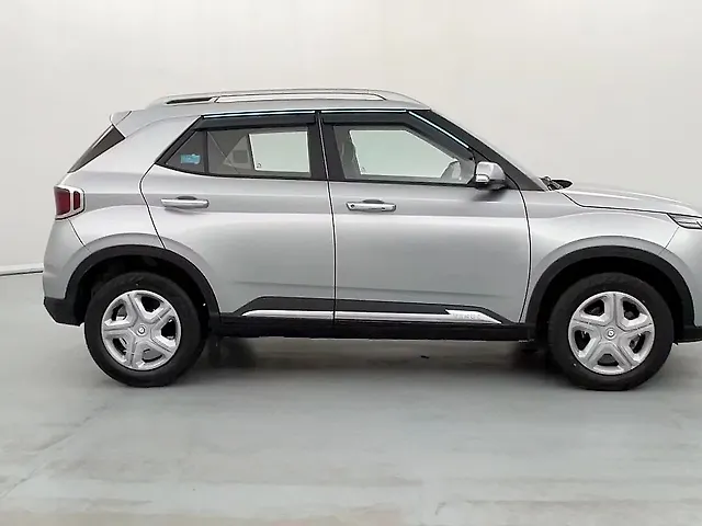 Used Hyundai Venue SX 1.5 Diesel in Lucknow