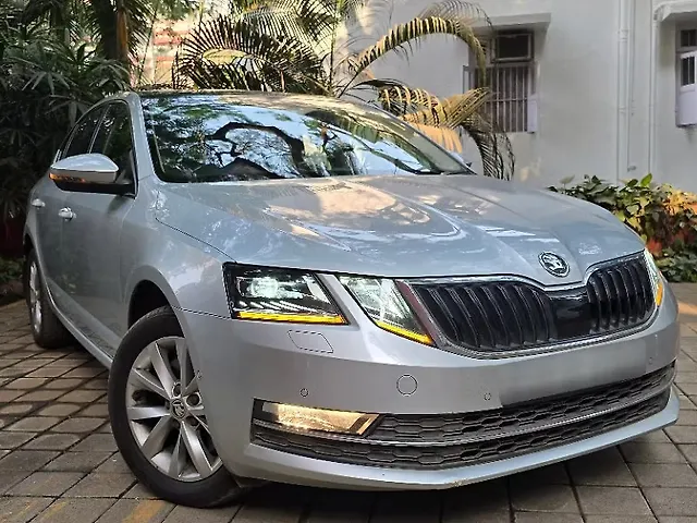 Used 2020 Skoda Octavia in Mumbai
