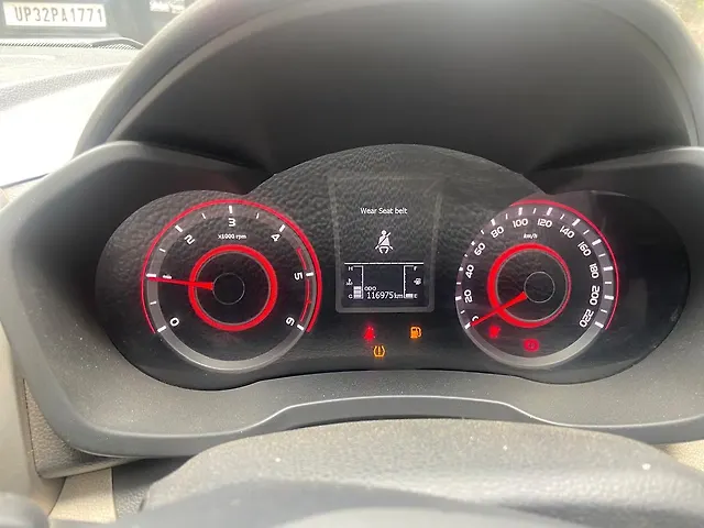 Used Mahindra XUV300 [2019-2024] 1.2 W8 (O) [2019-2019] in Lucknow