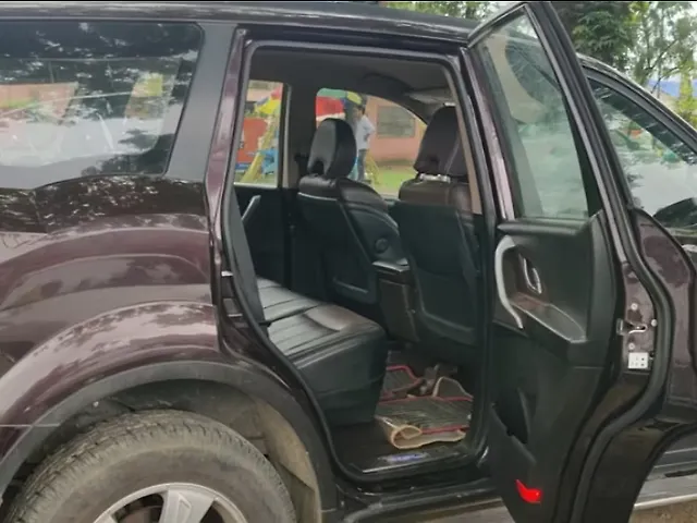 Used Mahindra XUV500 [2011-2015] W8 2013 in Guwahati