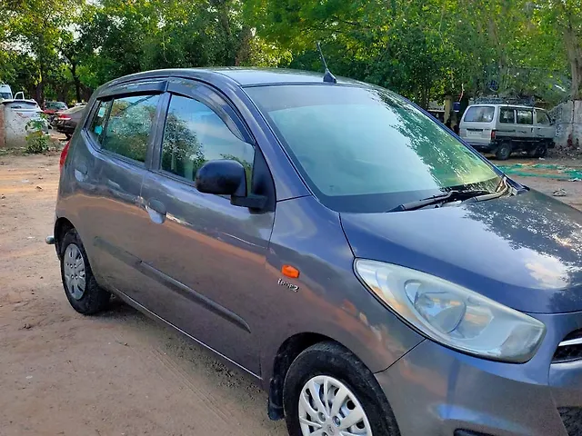 Used 2014 Hyundai i10 in Delhi