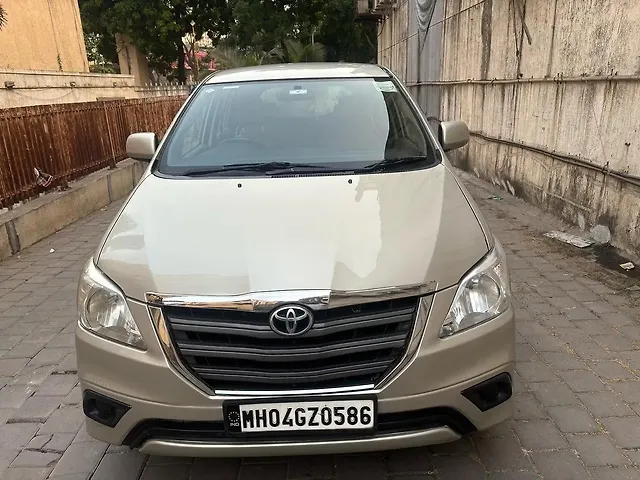 Used 2015 Toyota Innova in Thane