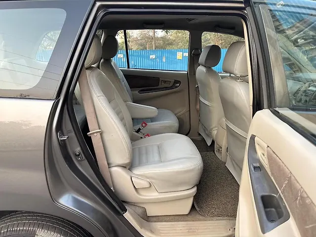 Used Toyota Innova [2013-2014] 2.5 G 7 STR BS-IV in Thane