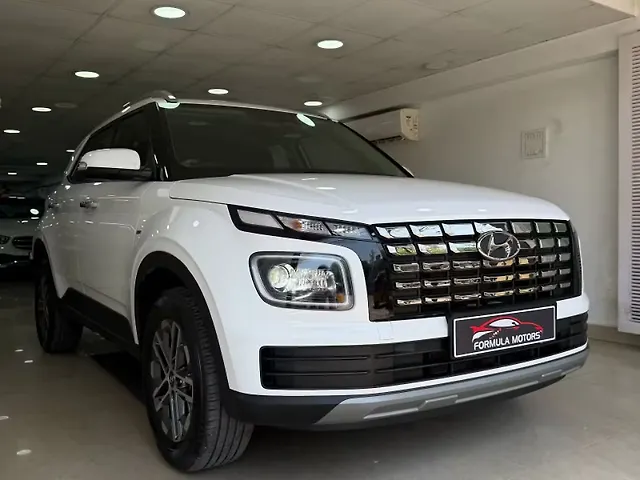 Used 2024 Hyundai Venue in Chennai