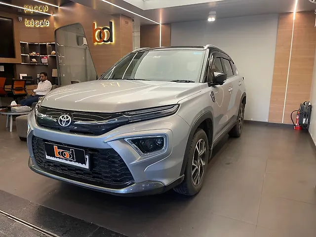 Used 2024 Toyota Urban Cruiser Hyryder in Mumbai