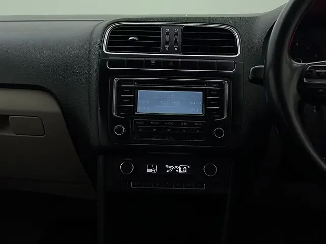Used Volkswagen Polo [2012-2014] Highline1.2L (P) in Delhi