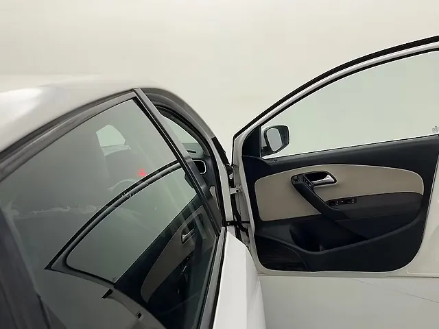 Used Volkswagen Polo [2012-2014] Highline1.2L (P) in Delhi
