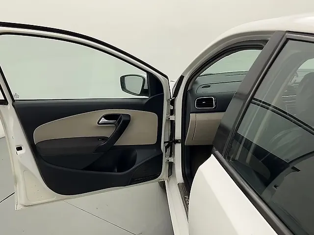 Used Volkswagen Polo [2012-2014] Highline1.2L (P) in Delhi
