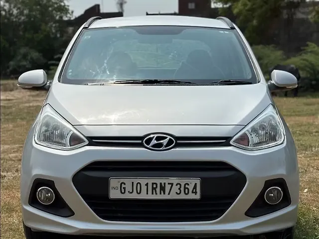 Used 2015 Hyundai Grand i10 in Ahmedabad