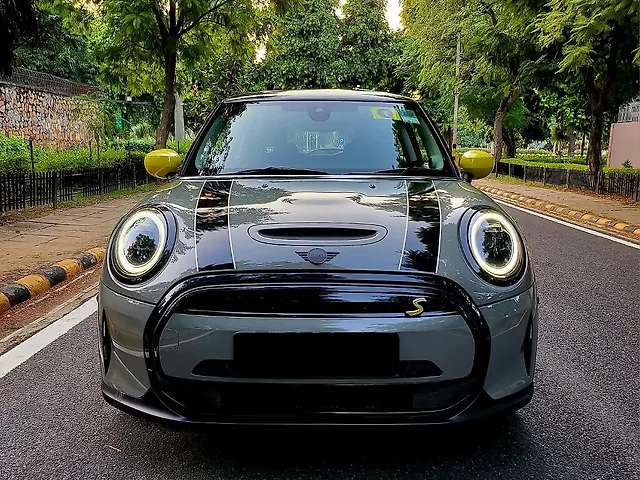 Used 2023 MINI Cooper SE in Delhi