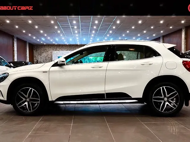 Used Mercedes-Benz GLA [2017-2020] 200 Urban Edition in Delhi
