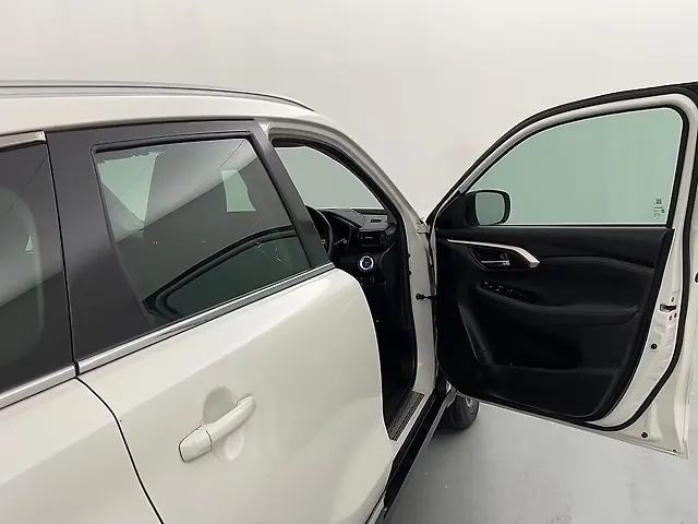 Used Maruti Suzuki Grand Vitara Alpha Plus Intelligent Hybrid eCVT [2023-2025] in Lucknow