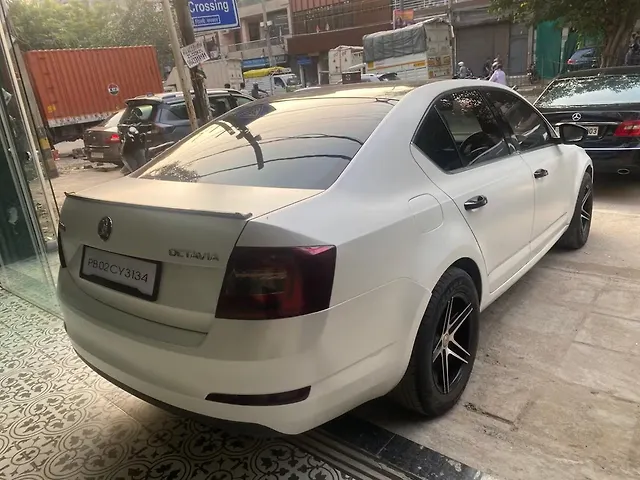 Used Skoda Octavia [2015-2017] 2.0 TDI CR Ambition in Delhi