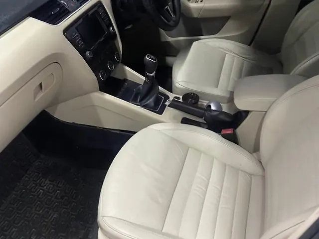 Used Skoda Octavia [2015-2017] 2.0 TDI CR Ambition in Delhi