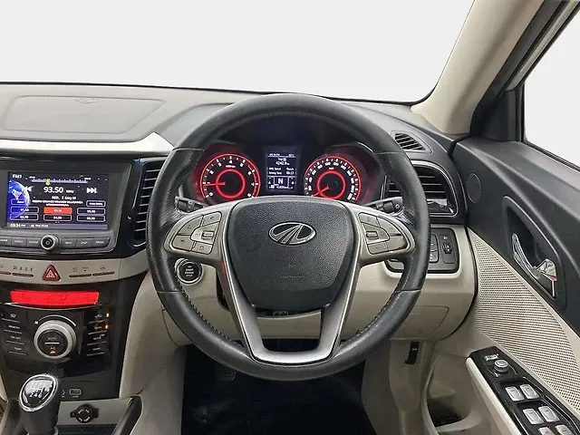 Used Mahindra XUV300 [2019-2024] W8 (O) 1.2 Petrol in Hyderabad
