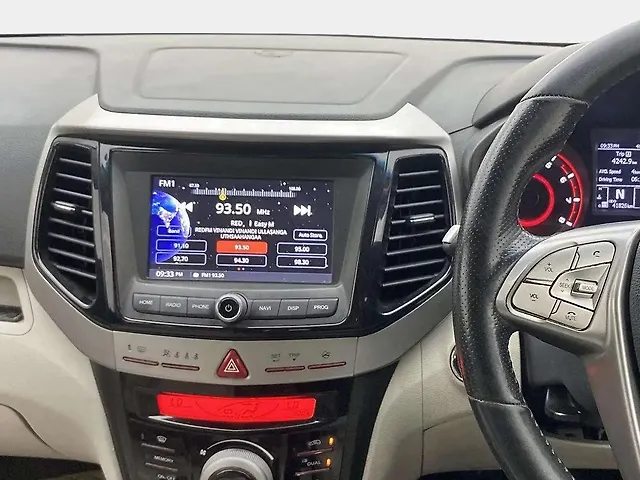 Used Mahindra XUV300 [2019-2024] W8 (O) 1.2 Petrol in Hyderabad