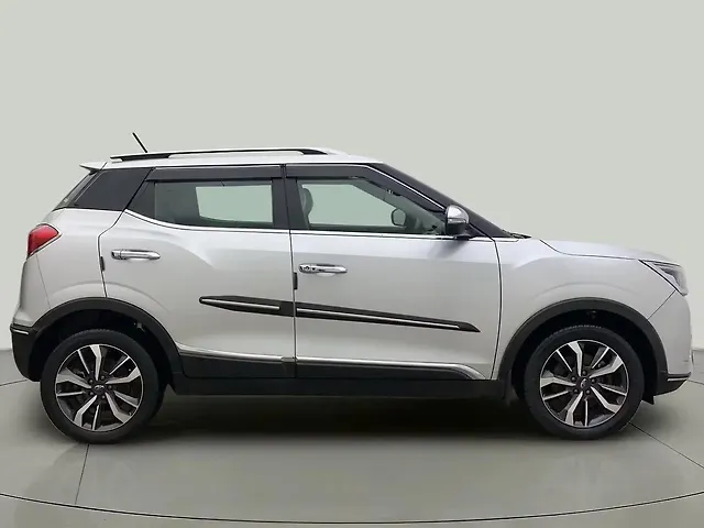 Used Mahindra XUV300 [2019-2024] W8 (O) 1.2 Petrol in Hyderabad