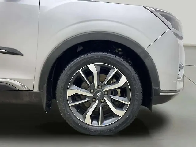 Used Mahindra XUV300 [2019-2024] W8 (O) 1.2 Petrol in Hyderabad