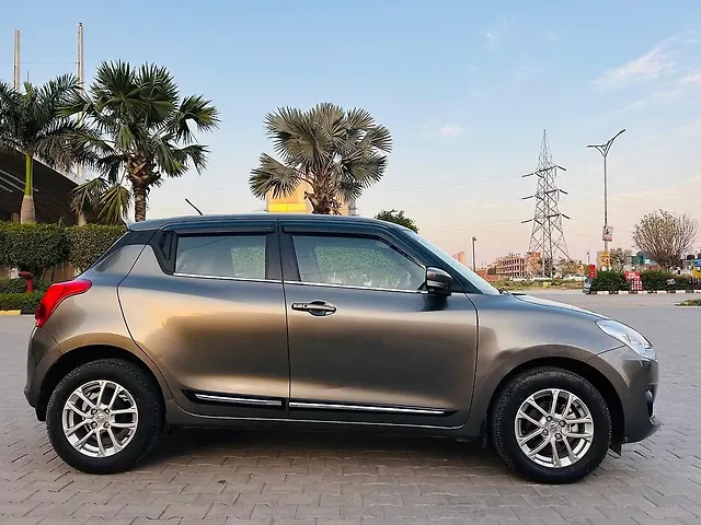 Used Maruti Suzuki Swift [2021-2024] ZXi AMT in Chandigarh