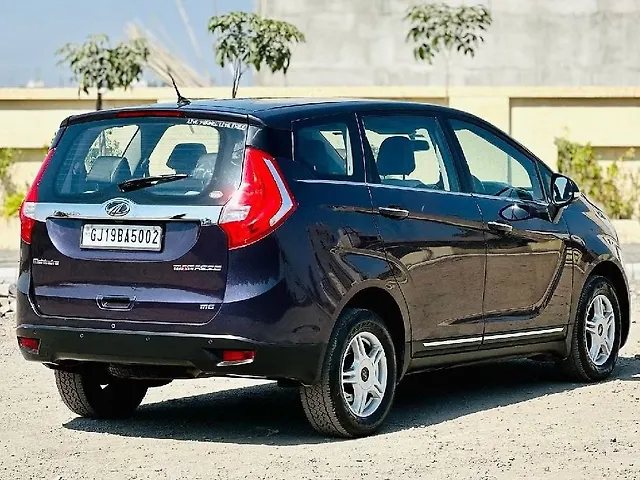 Used Mahindra Marazzo [2018-2020] M6 7 STR in Surat